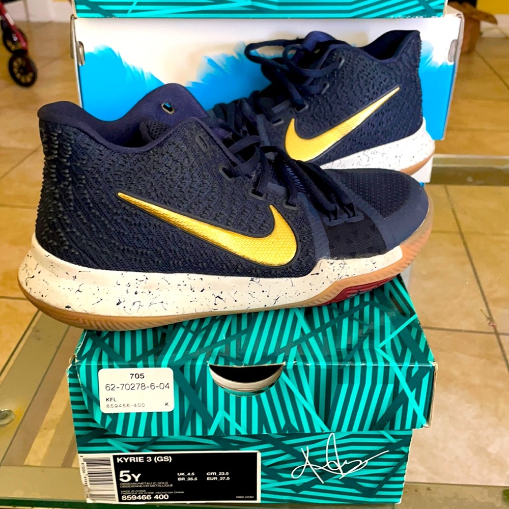 Kyrie 3